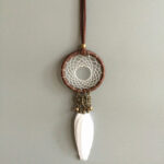 Creative feather car pendant safety car accessories - Image 4