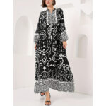 Elegant Loose-fitting Black Robe For Women - Image 5