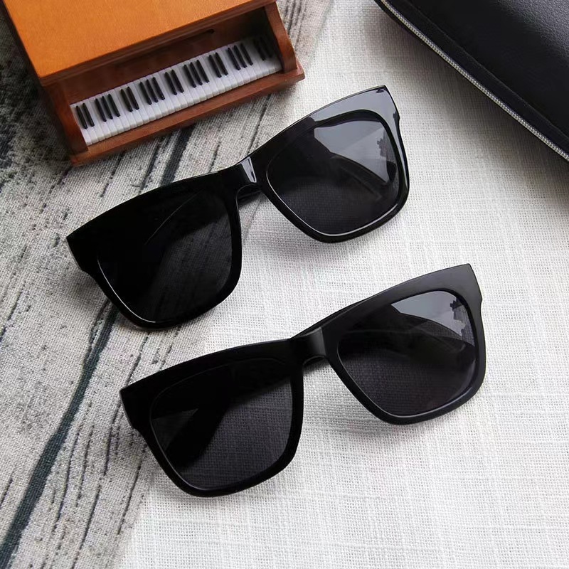6360485e-518d-4c09-b539-54da36f53bee.jpg UV-protective Hair Removal Device Sunglasses - Image 1