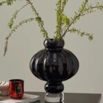Lantern-style Glass Vase Home Decor Item - Image 4