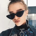 Retro Triangle Cat-eye Sunglasses - Image 2