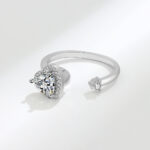 Love Heart-shaped Ring Women's Japanese And Korean Fashionmongers Trending Unique Rotating Decompression Ring Girlfriends Trendy Adjustable Bracelet - Image 2