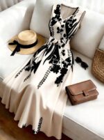 Foreign Trade Women's Dress 2026 Summer French-style Elegant Printed Sleeveless Waist-cinching Midi Dress With A Flared Skirt - Image 3