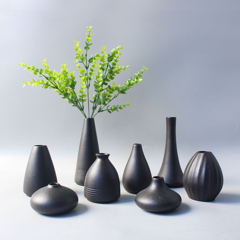 639ee627-1679-40cb-bdf4-93fe8924656c_trans.jpeg Black Ceramic Vase New Chinese-style Home Decor Piece - Image 1