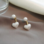 Simple Temperament Love Pearl Stud Earrings - Image 3