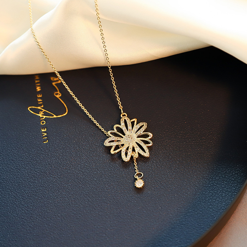 abdebcdf-6744-489a-aef8-0270880ecb17.jpg New Fashion Trending Cold Style Personalized Bow Sweet Geometry Necklace - Image 1