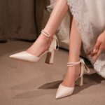 Women's Pumps 2026 Spring New Arrival, Designed Pearl Bow, Unique And Elegant Style - Image 4